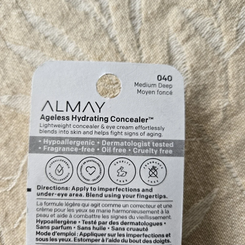 Almay Ageless Hydrating Liquid Concealer Hyaluronic Acid 040 Medium Deep